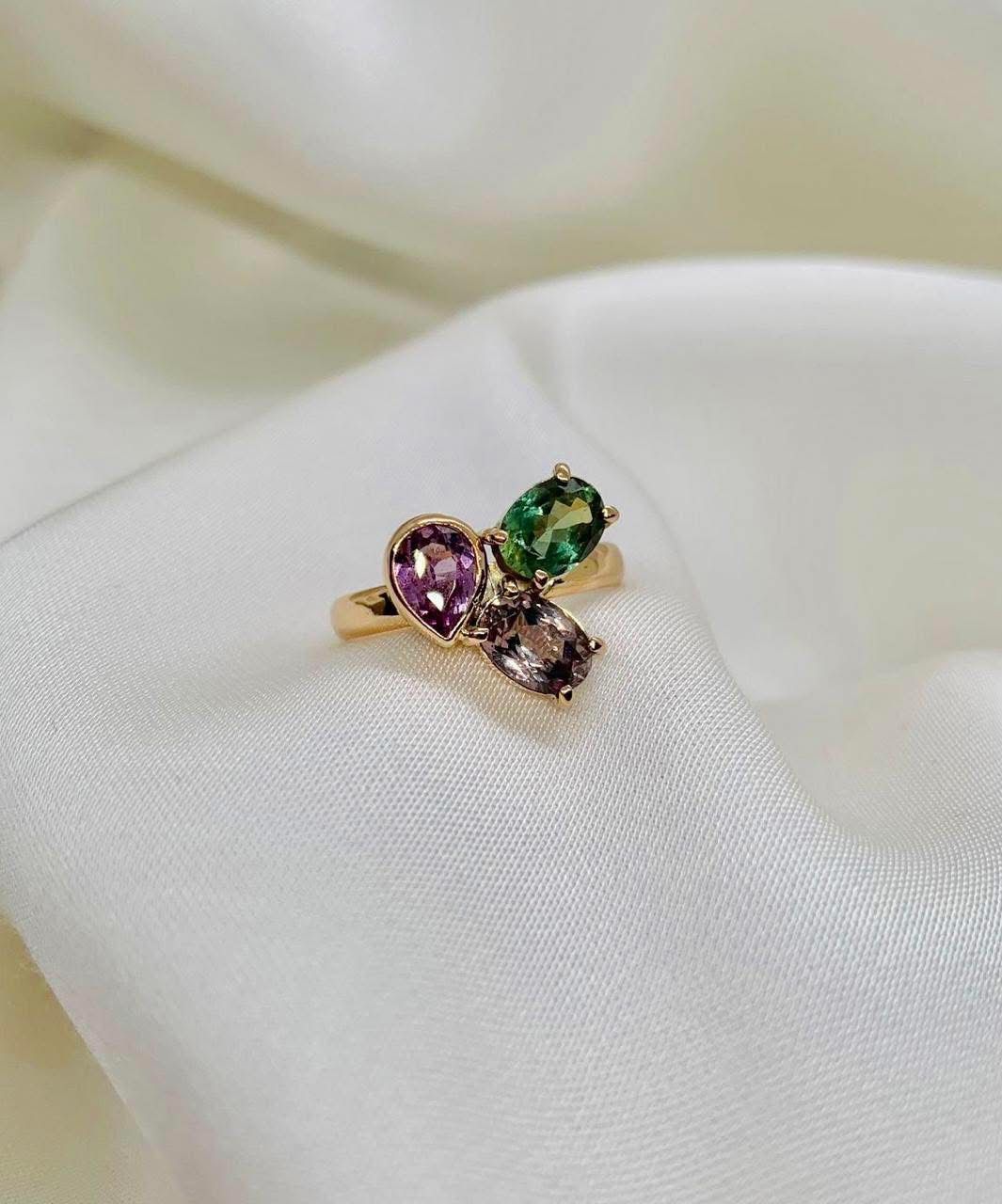 💍 Bague Trinity Infini – Saphirs de Sakaraha ✨